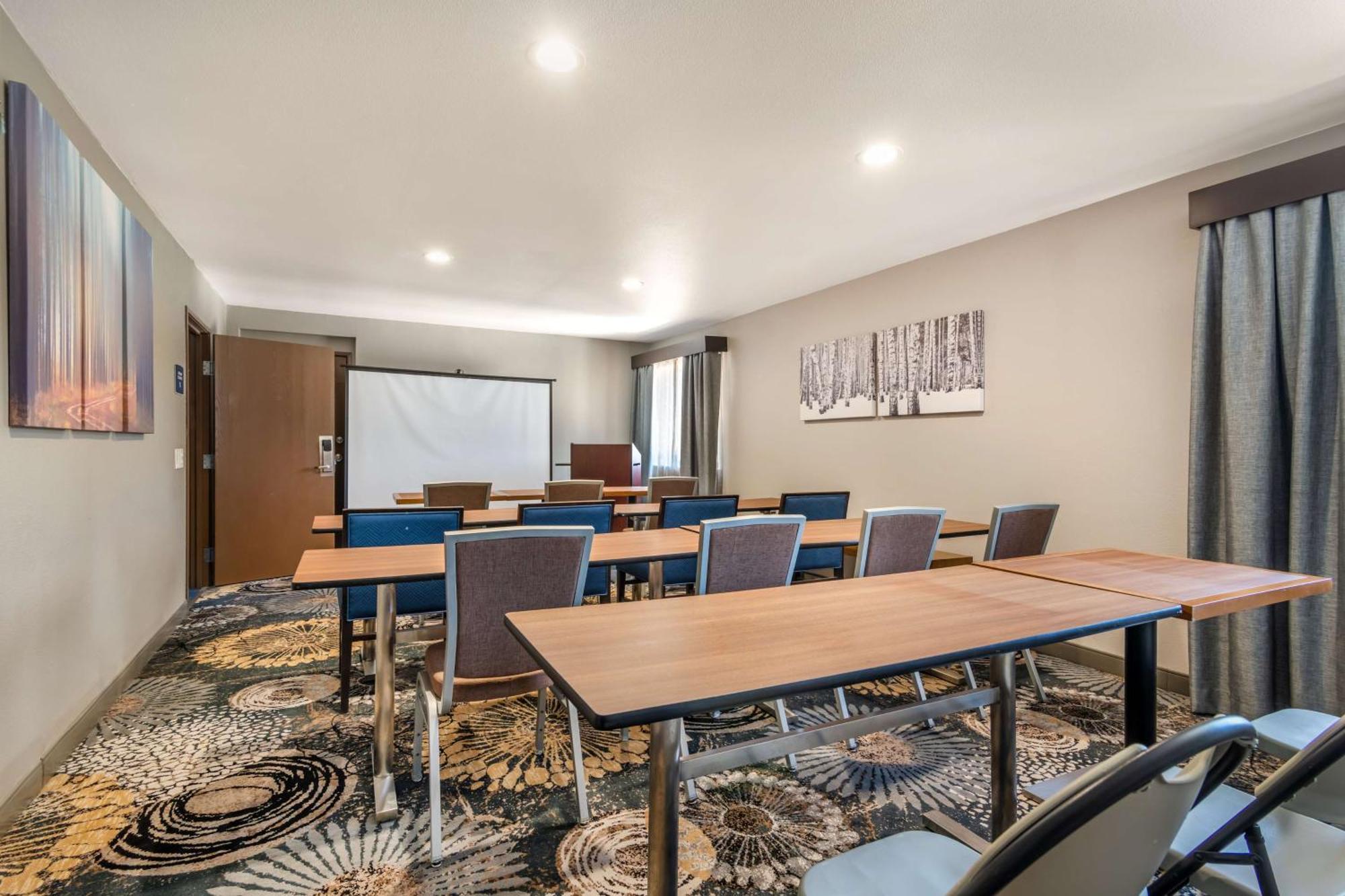 Best Western Atlanta-Marietta Ballpark Hotel Waterford Exteriér fotografie
